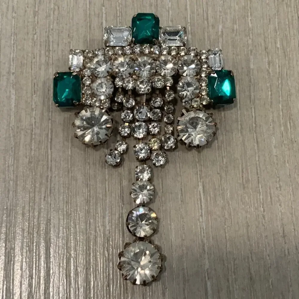 Vintage Rhinestone Brooch